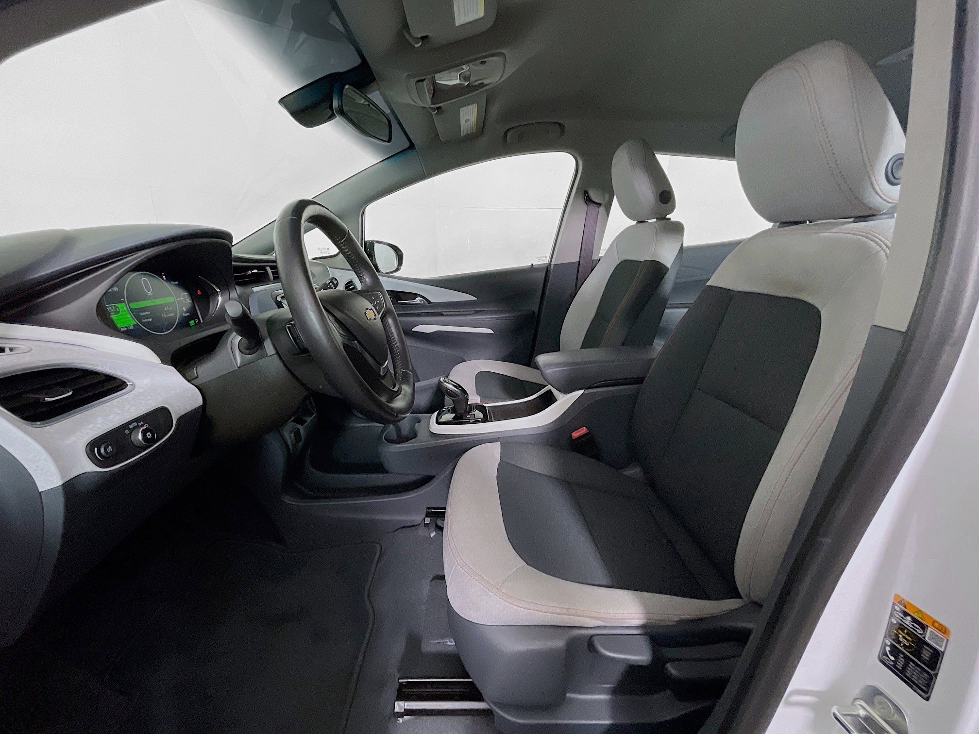 Used 2017 Chevrolet Bolt LT image 13