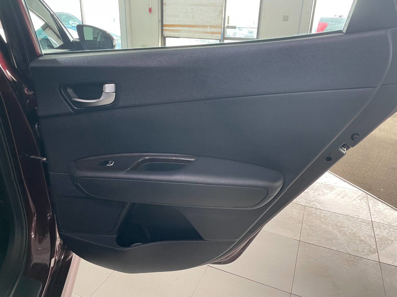 Used 2017 Kia Optima EX image 21