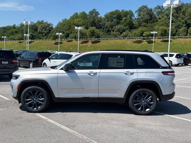 New 2026 Jeep Grand Cherokee Limited AWD/4WD image 4