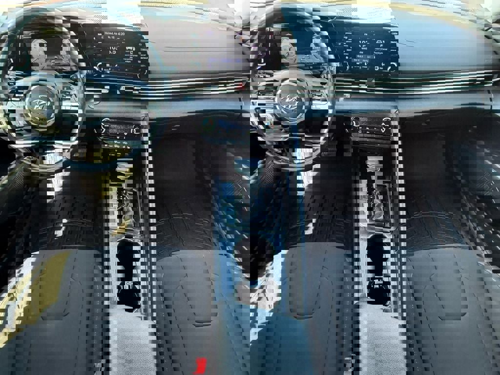 Used 2022 Hyundai Elantra SEL w/ Convenience + Premium Package image 14