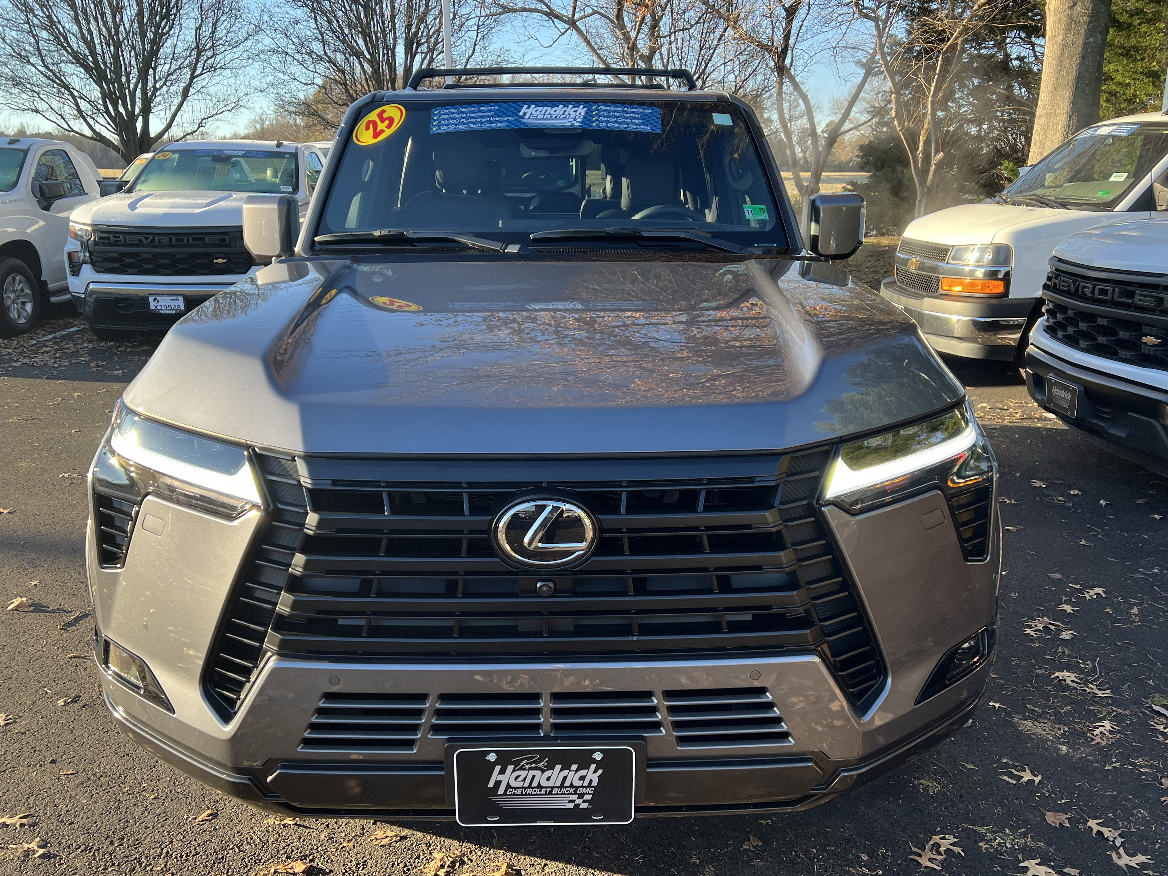Used 2025 Lexus GX 550 image 3