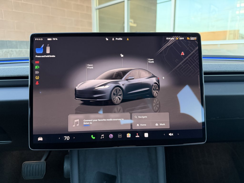 Used 2025 Tesla Model 3 image 17