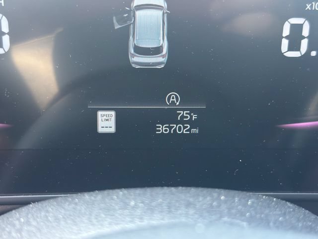 Used 2024 Kia Sportage EX AWD/4WD image 17