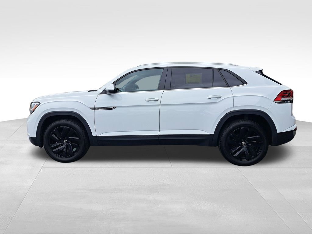 Used 2023 Volkswagen Atlas Cross Sport SE AWD/4WD image 2