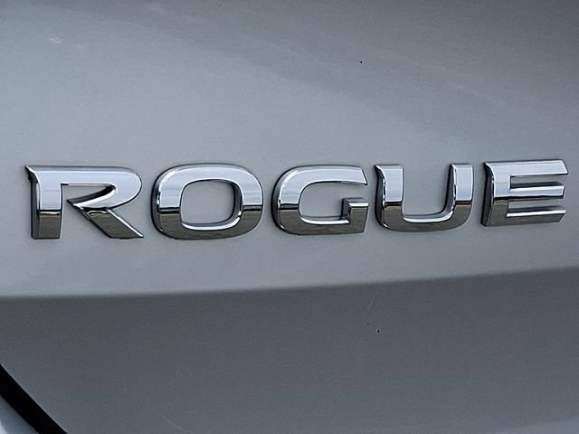 Used 2020 Nissan Rogue SV AWD/4WD image 30