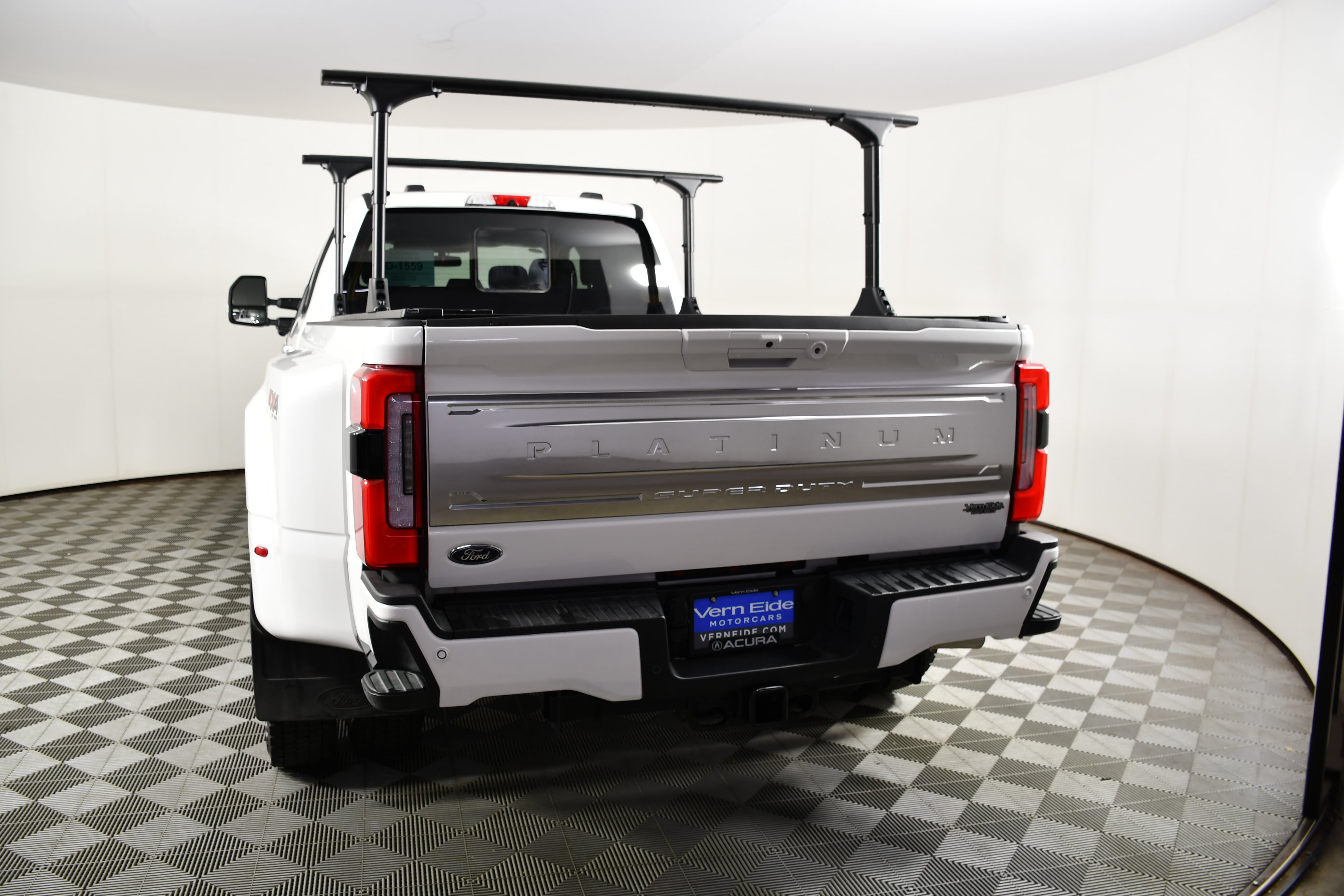 Used 2026 Ford F450 Platinum w/ Platinum Plus Package AWD/4WD image 7