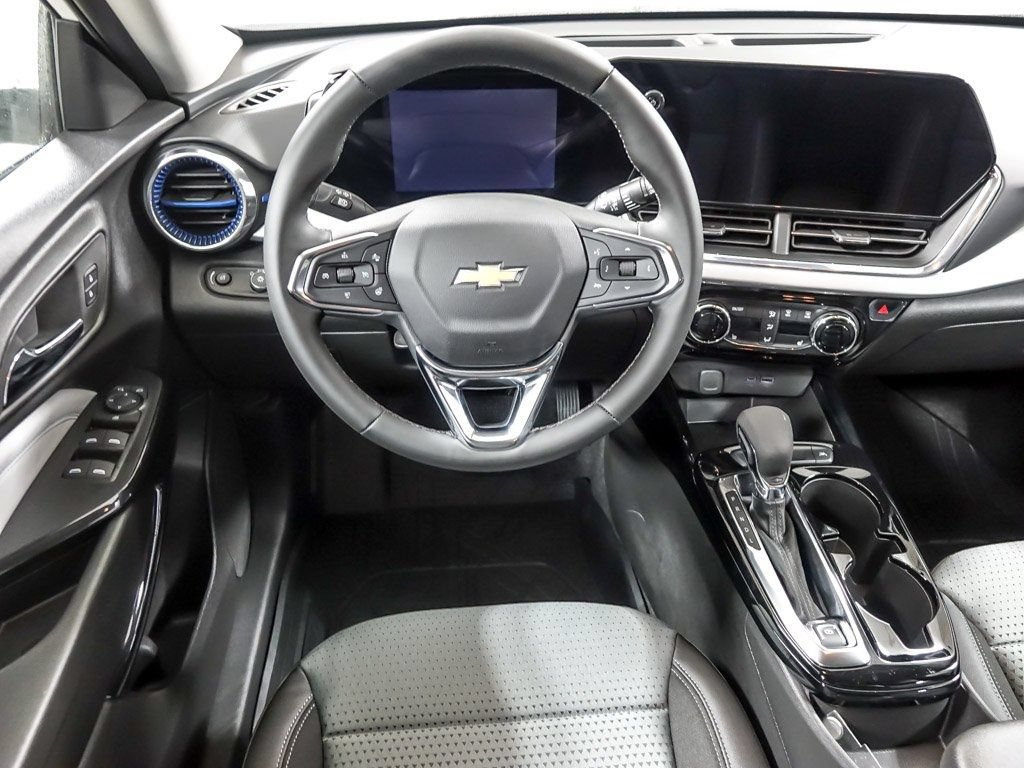New 2026 Chevrolet Trax LT w/ Driver Confidence Package FWD image 14