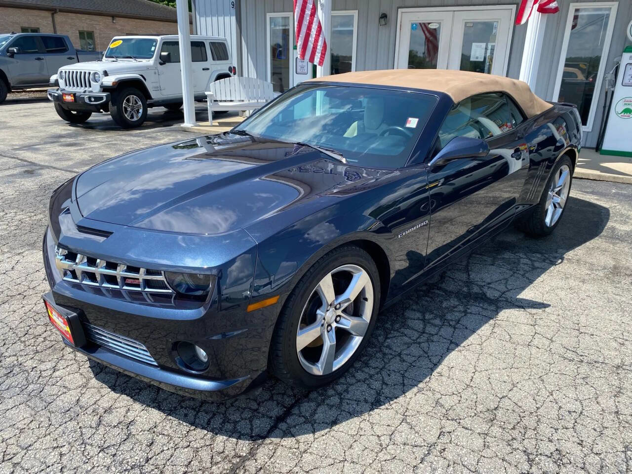 Used 2013 Chevrolet Camaro SS w/ RS Package image 3