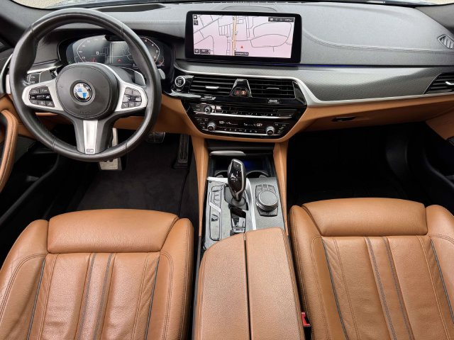 Used 2021 BMW M550i xDrive AWD/4WD image 19