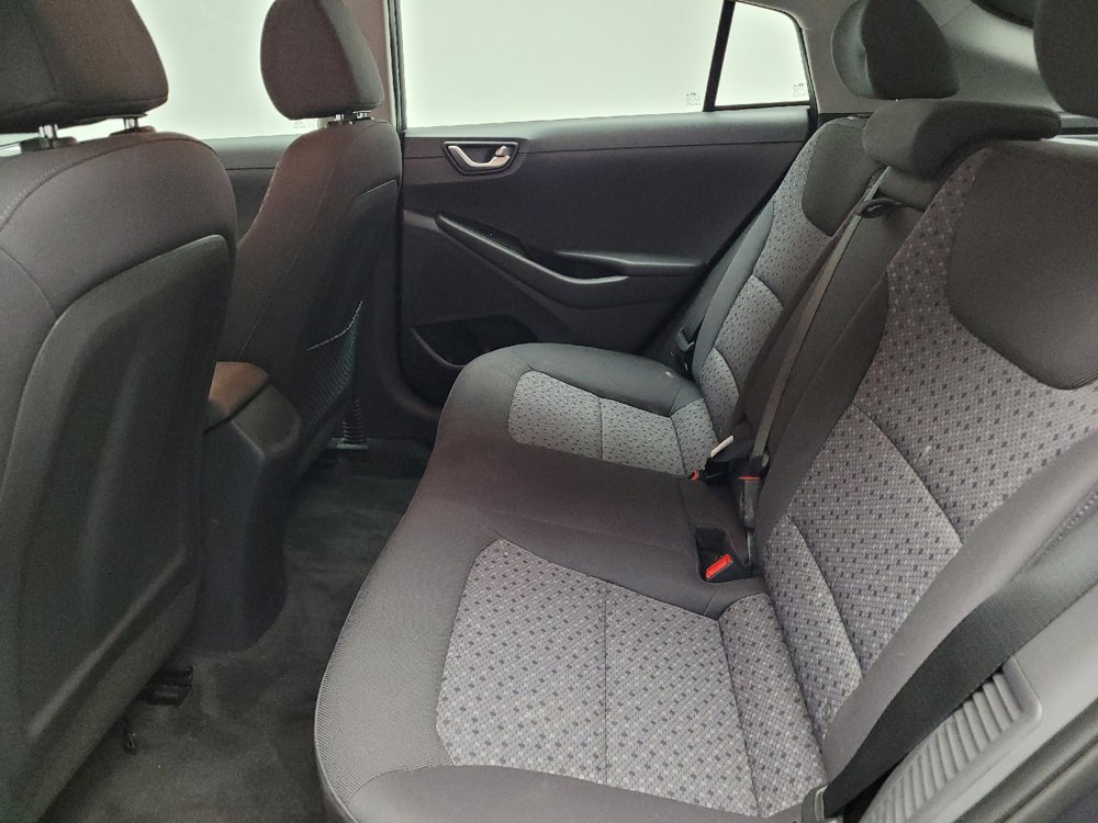 Used 2019 Hyundai Ioniq Plug-In Hybrid FWD image 18