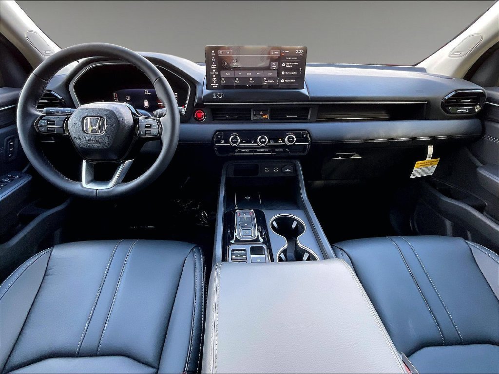 New 2026 Honda Pilot Touring image 11