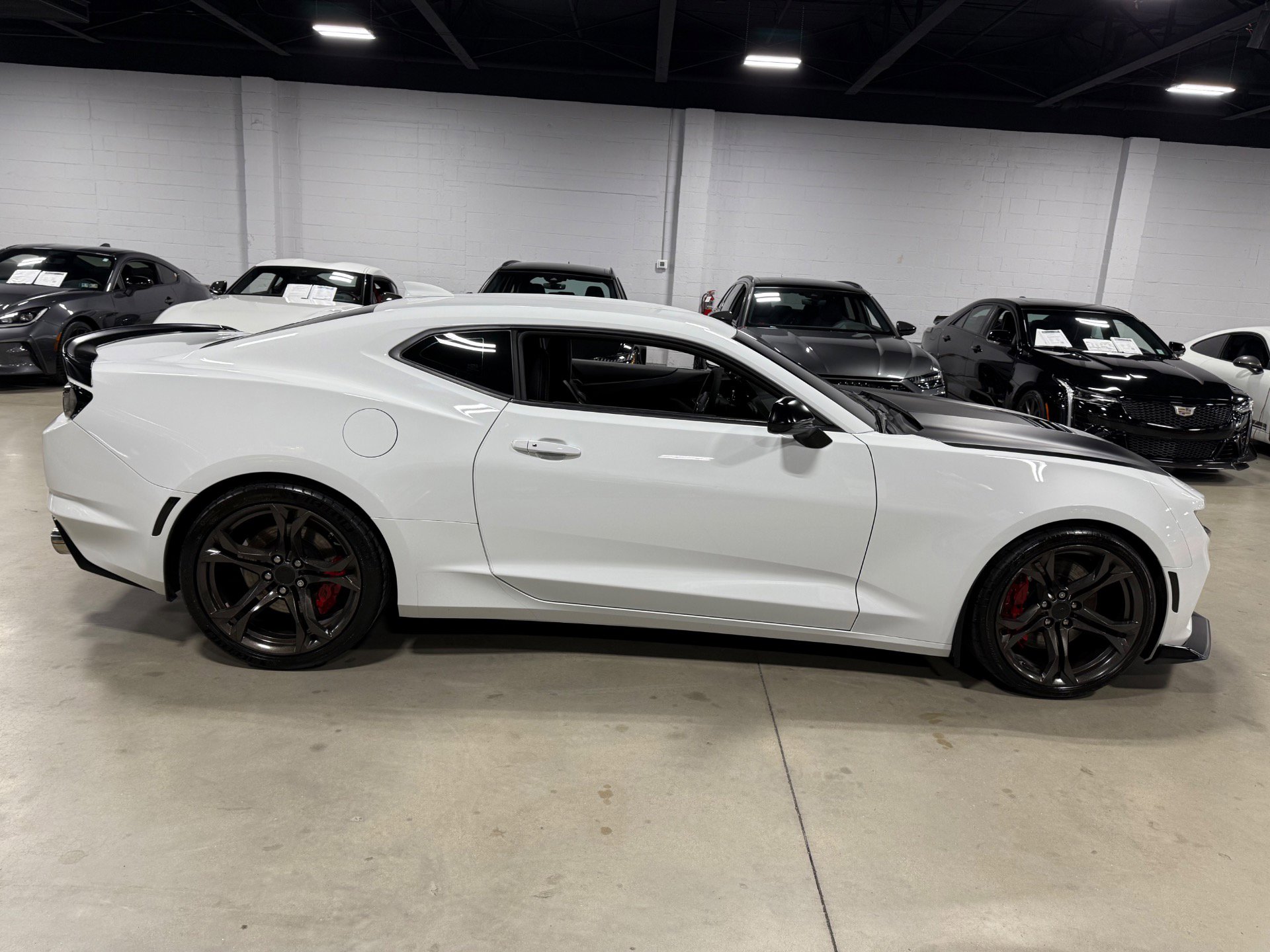 Used 2019 Chevrolet Camaro SS image 4