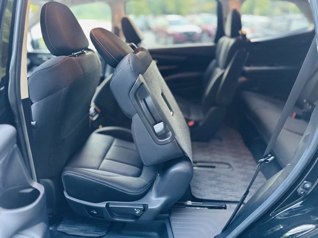 Used 2024 Subaru Ascent Premium w/ Convenience Package image 23