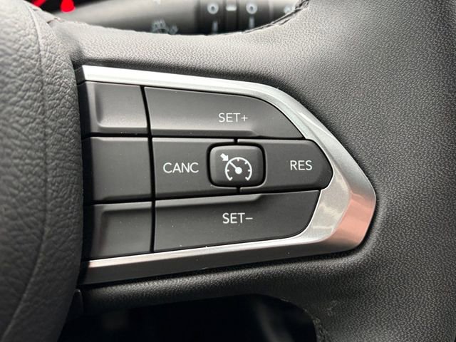 Used 2024 Jeep Compass Latitude image 7