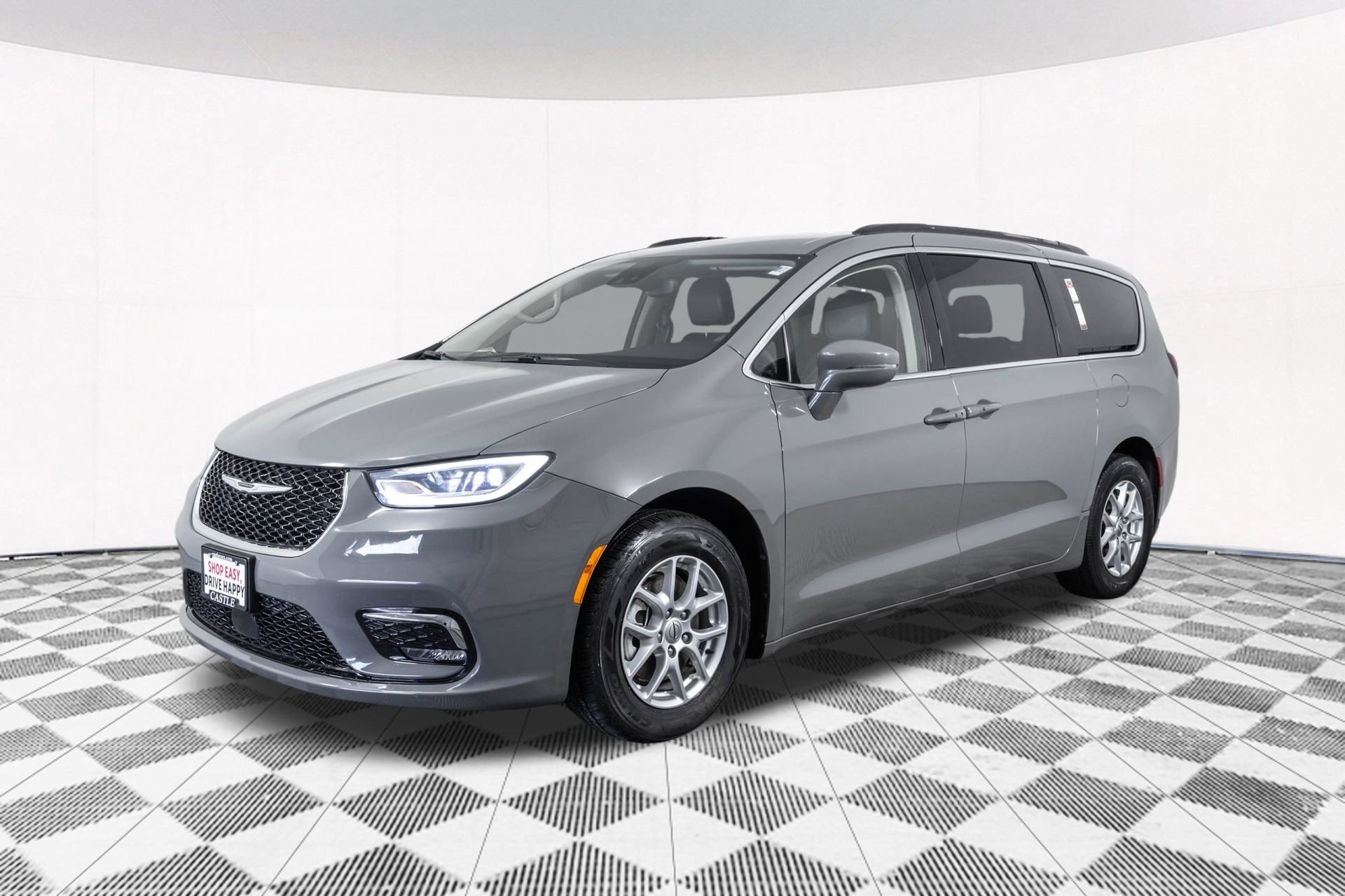 Used 2022 Chrysler Pacifica Touring-L FWD image 12
