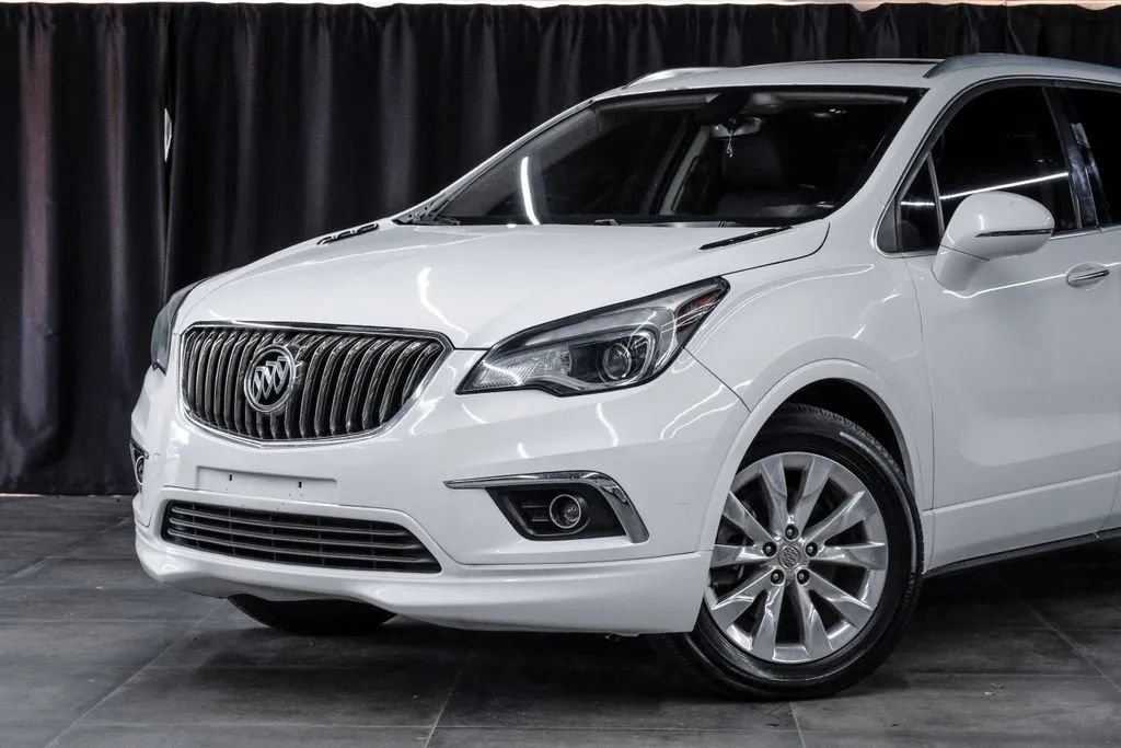 Used 2017 Buick Envision Essence FWD image 6