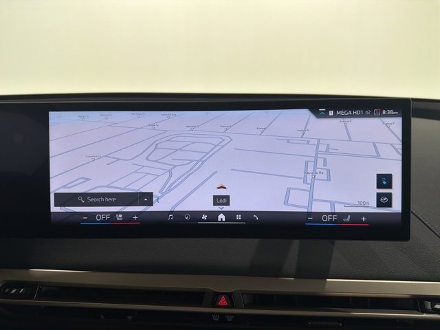 Used 2025 BMW iX xDrive50 w/ Premium Package image 32