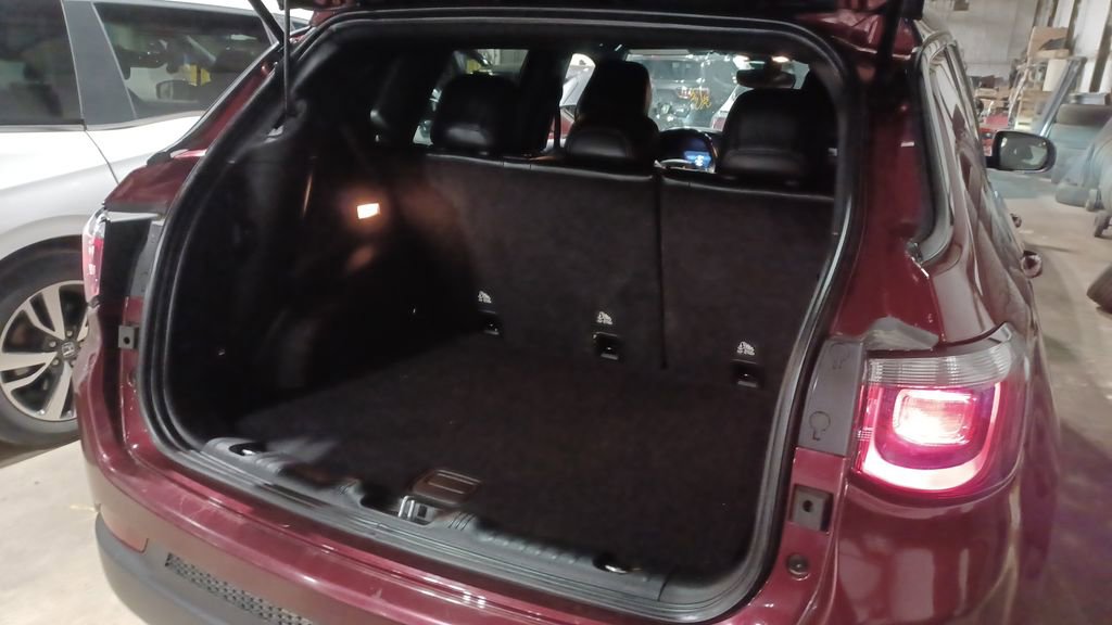 Used 2022 Jeep Compass Altitude w/ Convenience Group image 8