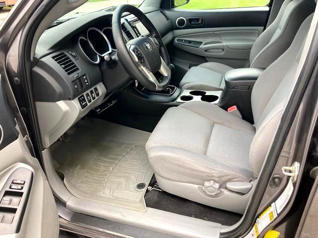 Used 2015 Toyota Tacoma TRD Pro image 16