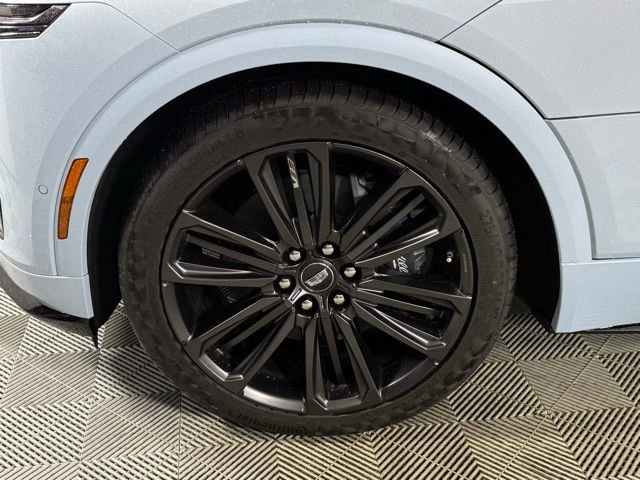 New 2026 Cadillac Lyriq V AWD/4WD image 15
