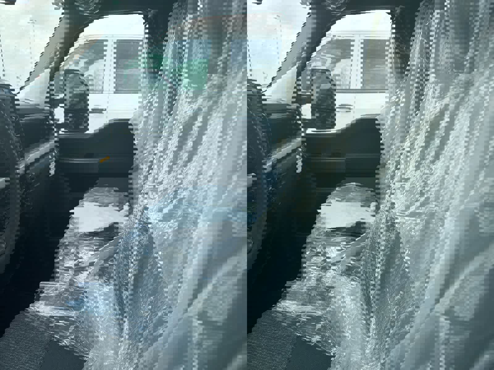 Used 2023 Ford F450 XLT w/ XLT Value Package image 27