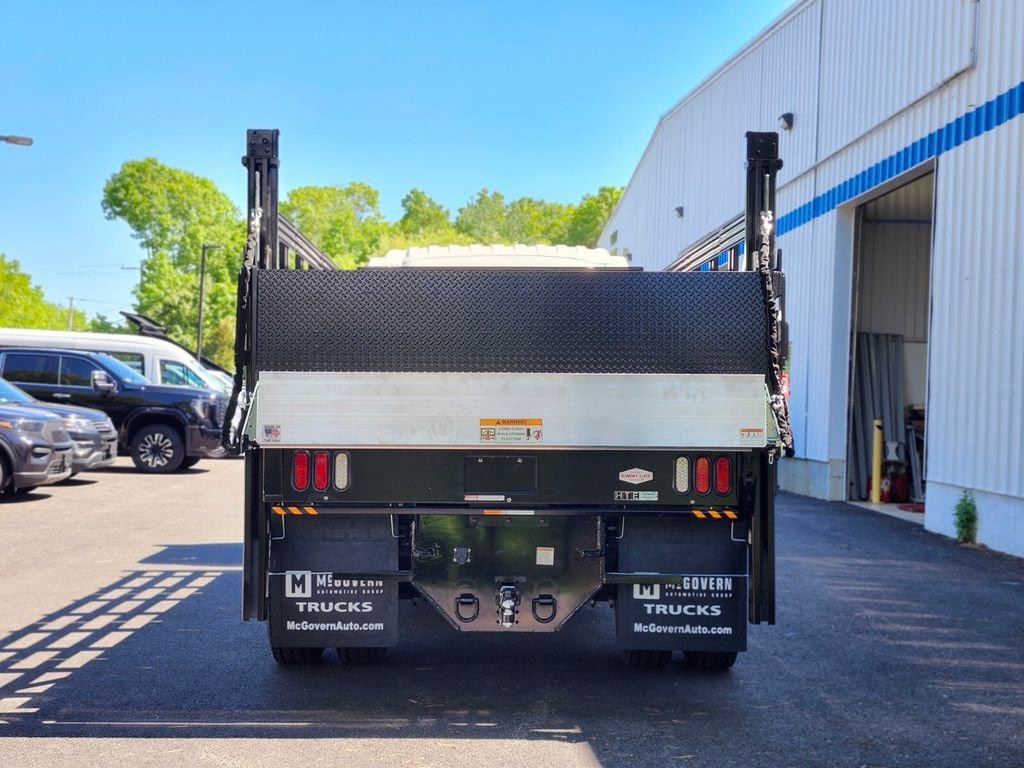 New 2026 Chevrolet Low Cab Forward 6500XD RWD image 4