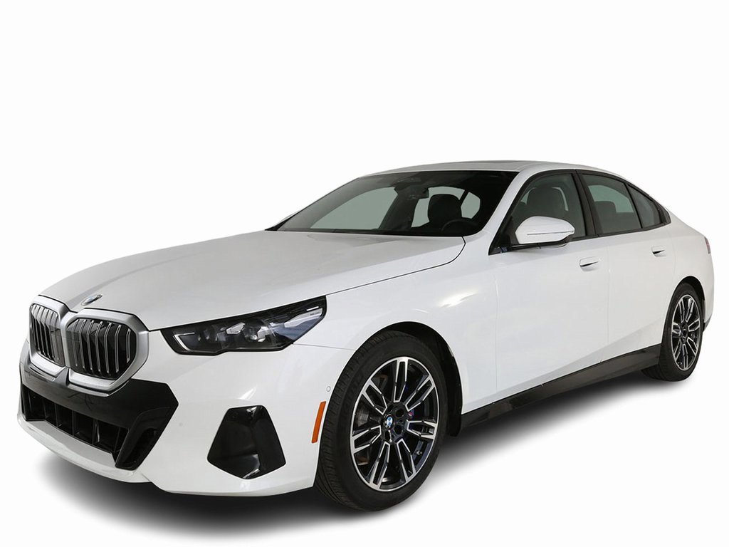 Used 2024 BMW 530i xDrive w/ M Sport Package image 4