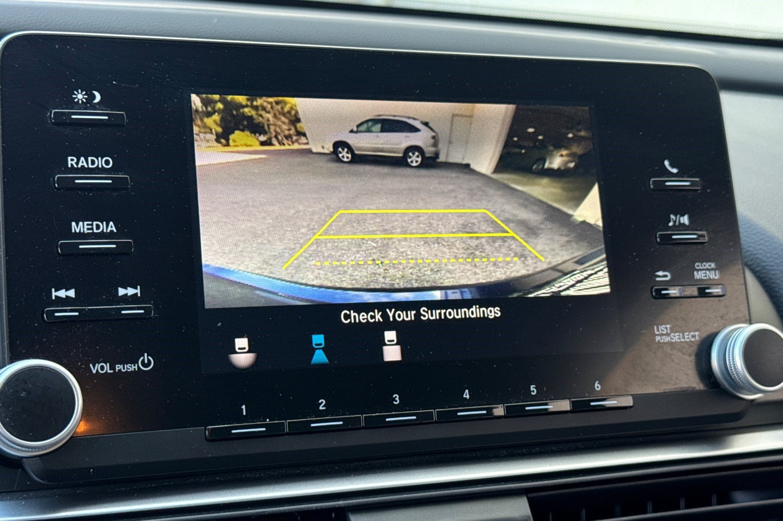 Used 2018 Honda Accord Hybrid image 19