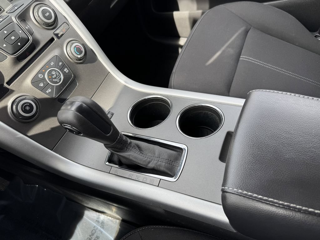 Used 2013 Ford Edge SE FWD image 23