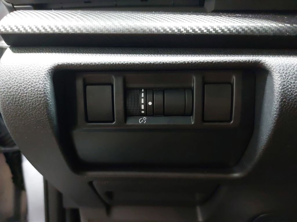 Used 2024 Subaru Crosstrek 2.0i Premium image 25