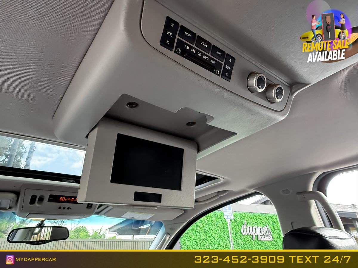 Used 2004 INFINITI QX56 2WD w/ Smart Vision Pkg image 17