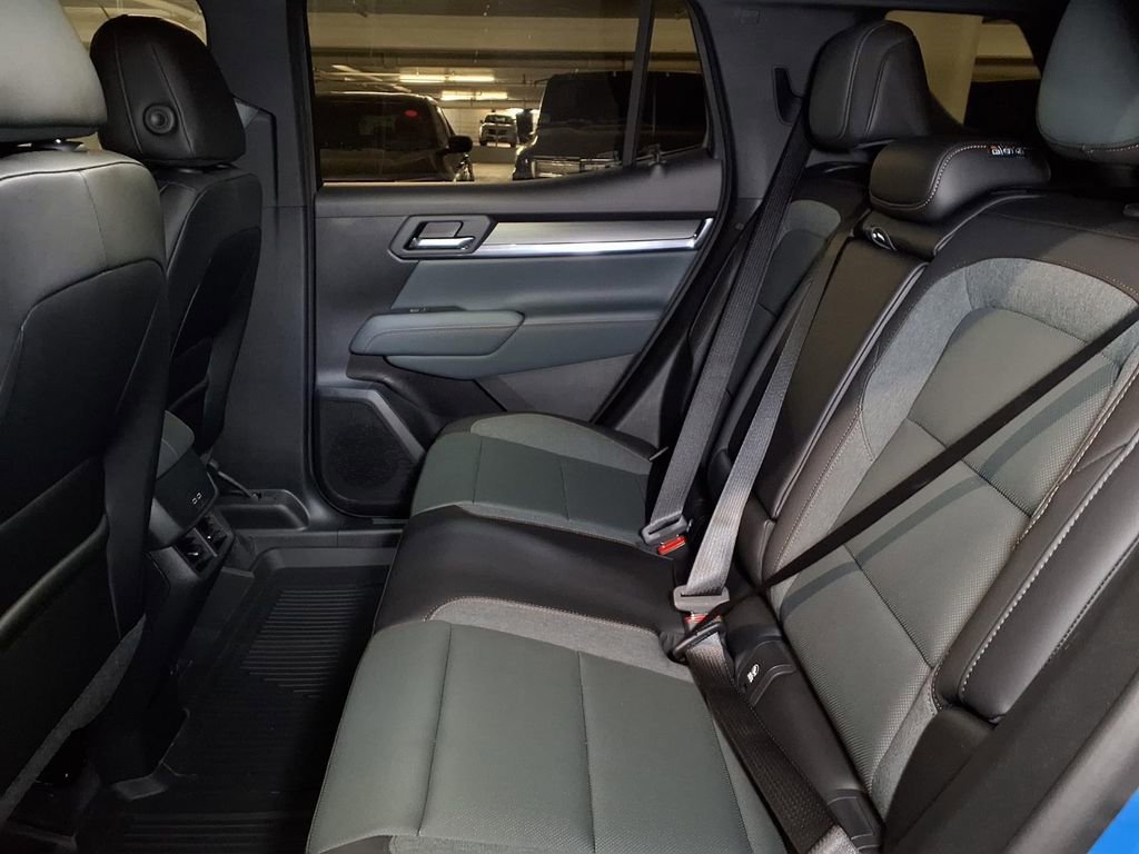 New 2026 GMC Terrain AT4 w/ Technology Package II AWD/4WD image 12
