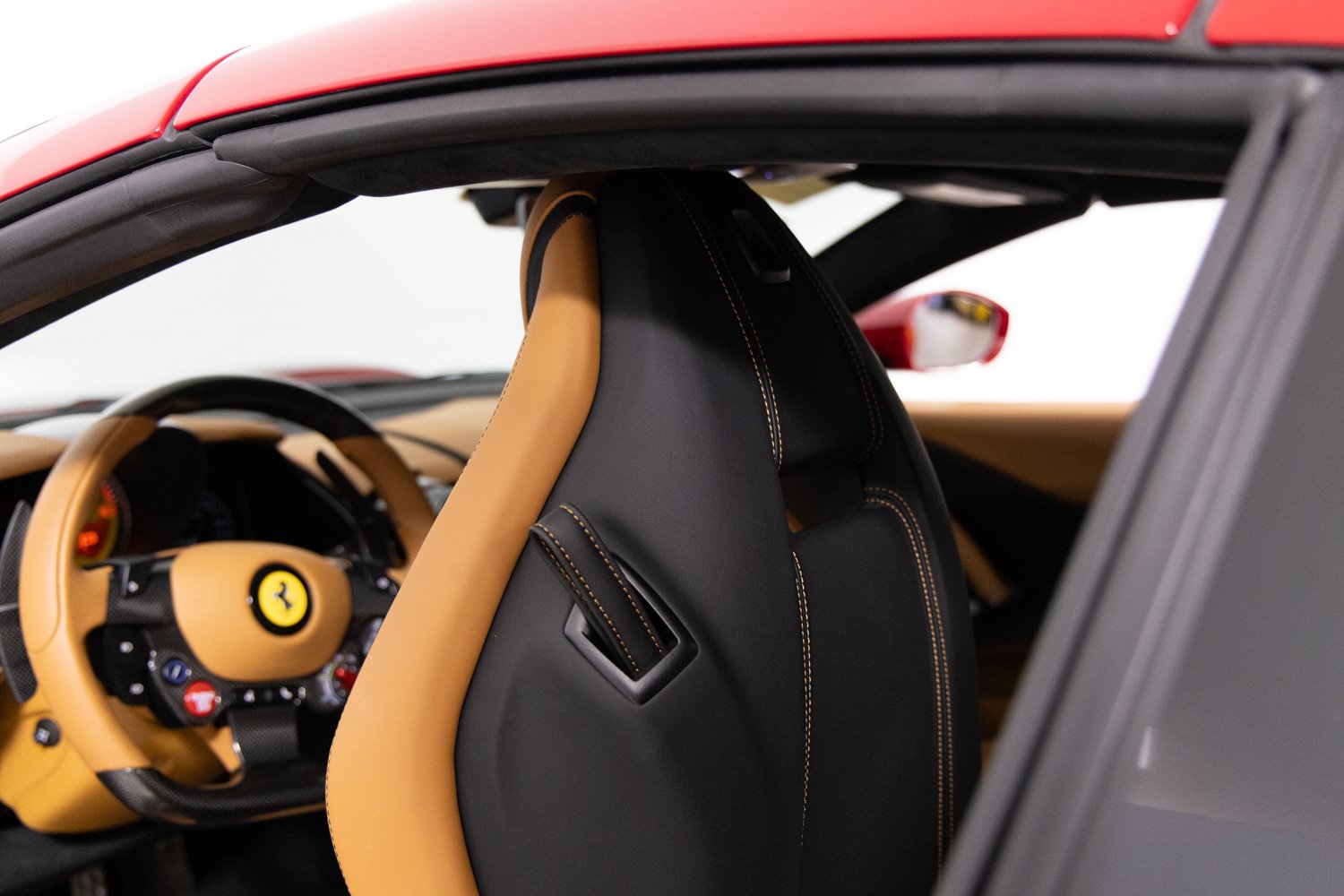 Used 2022 Ferrari 812 GTS RWD image 43