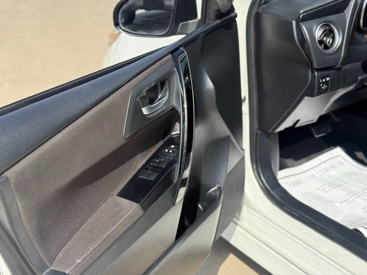 Used 2016 Scion iM image 12