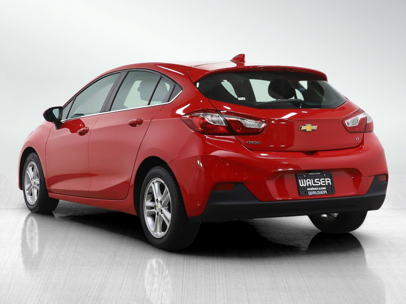 Used 2017 Chevrolet Cruze LT w/ Sun And Sound Package image 4