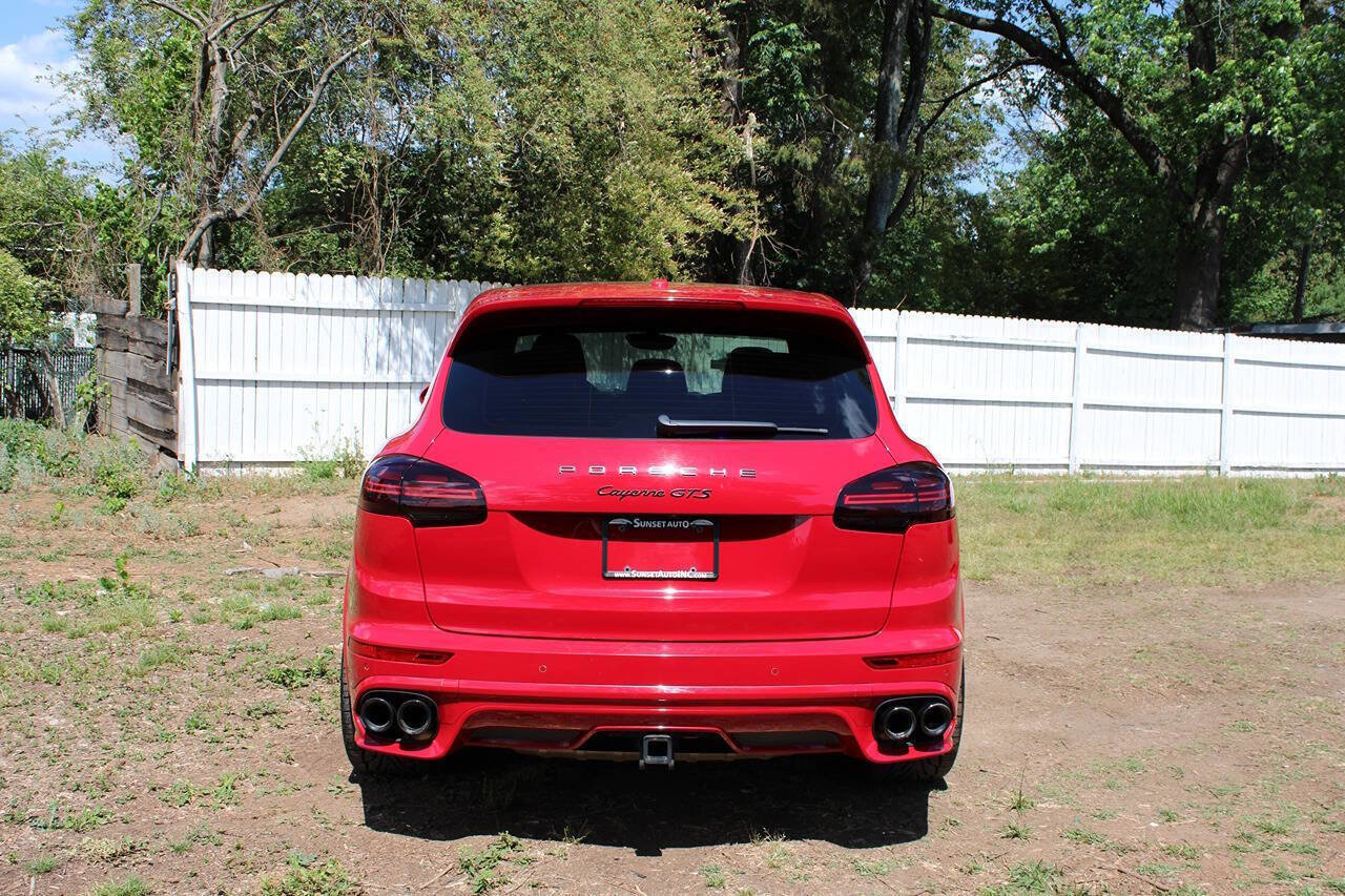 Used 2016 Porsche Cayenne GTS AWD/4WD image 8