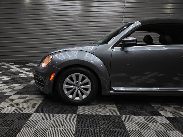 Used 2017 Volkswagen Beetle 1.8T S FWD image 35