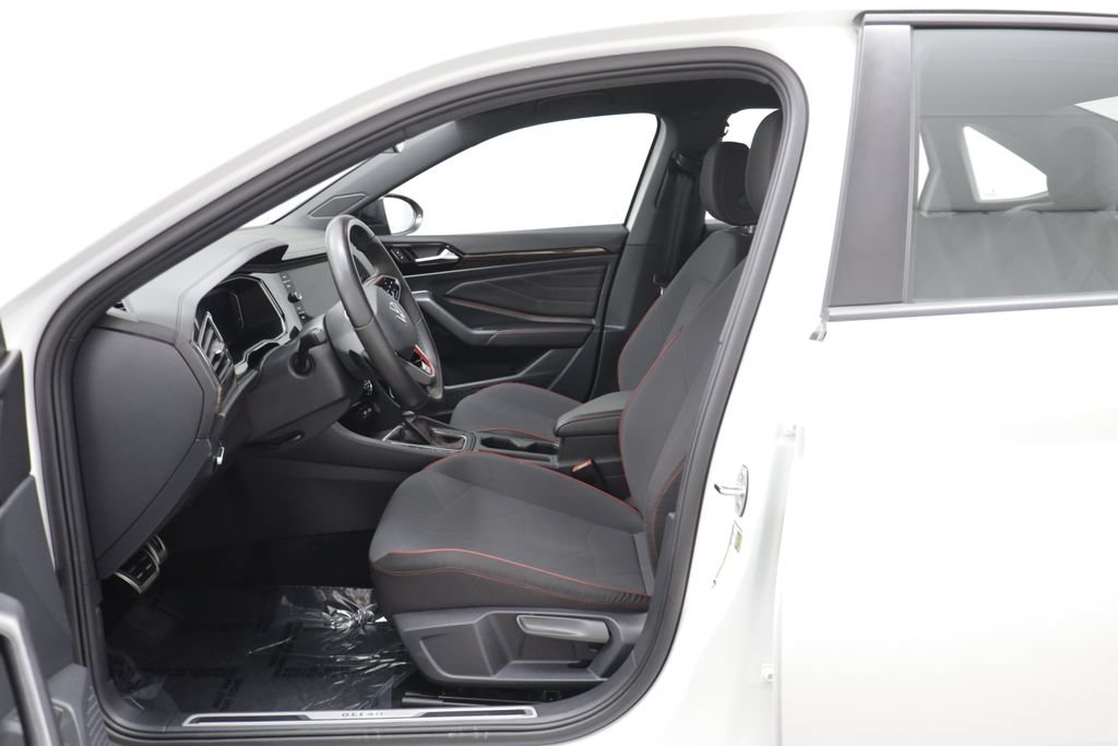 Certified 2024 Volkswagen Jetta GLI 40th Anniversary Edition FWD image 5