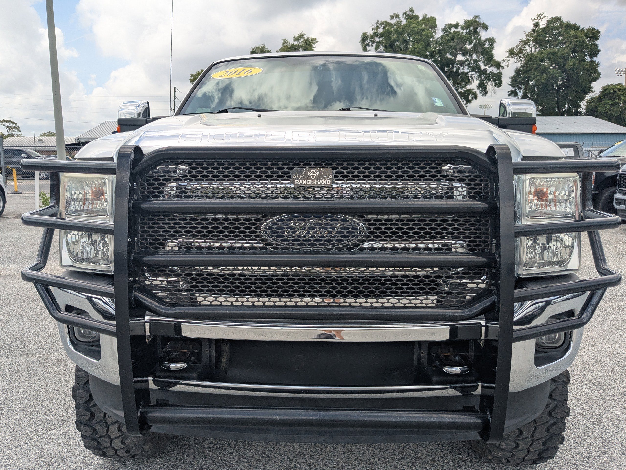 Used 2016 Ford F250 XLT w/ XLT Premium Package AWD/4WD image 9