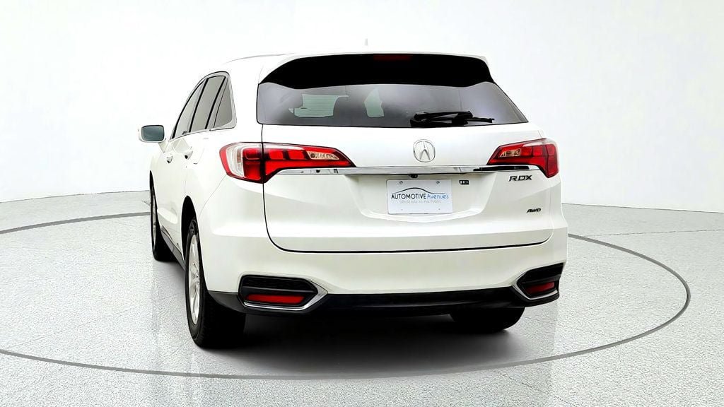 Used 2017 Acura RDX w/ Technology Package AWD/4WD image 6