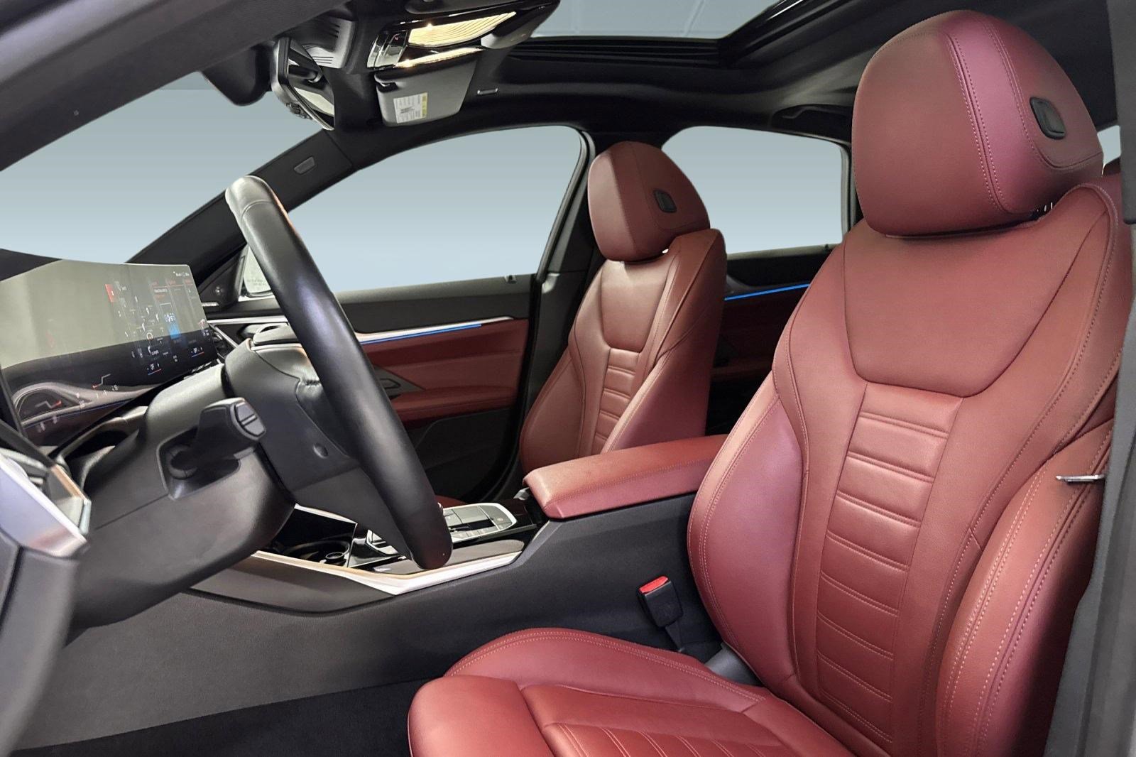 Used 2023 BMW i4 eDrive35 image 21