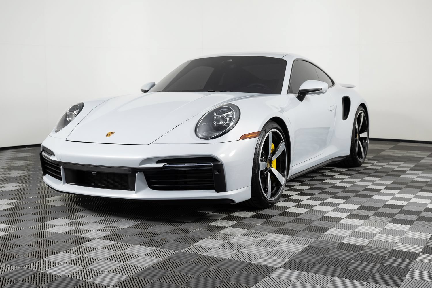 Used 2023 Porsche 911 Turbo S AWD/4WD image 2