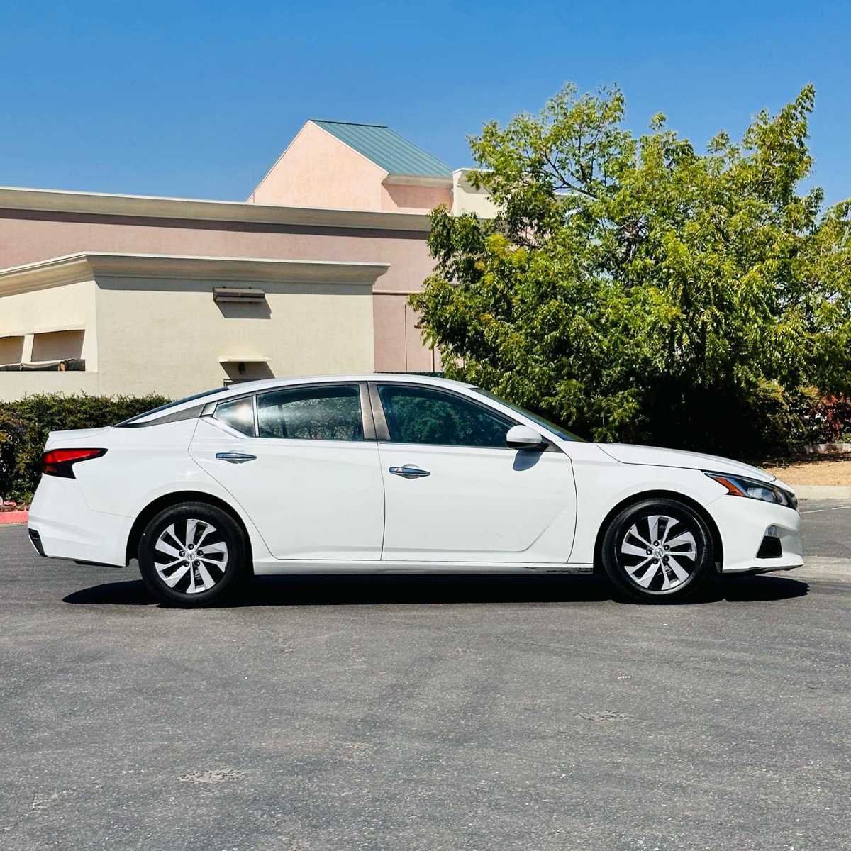 Used 2021 Nissan Altima 2.5 S image 8