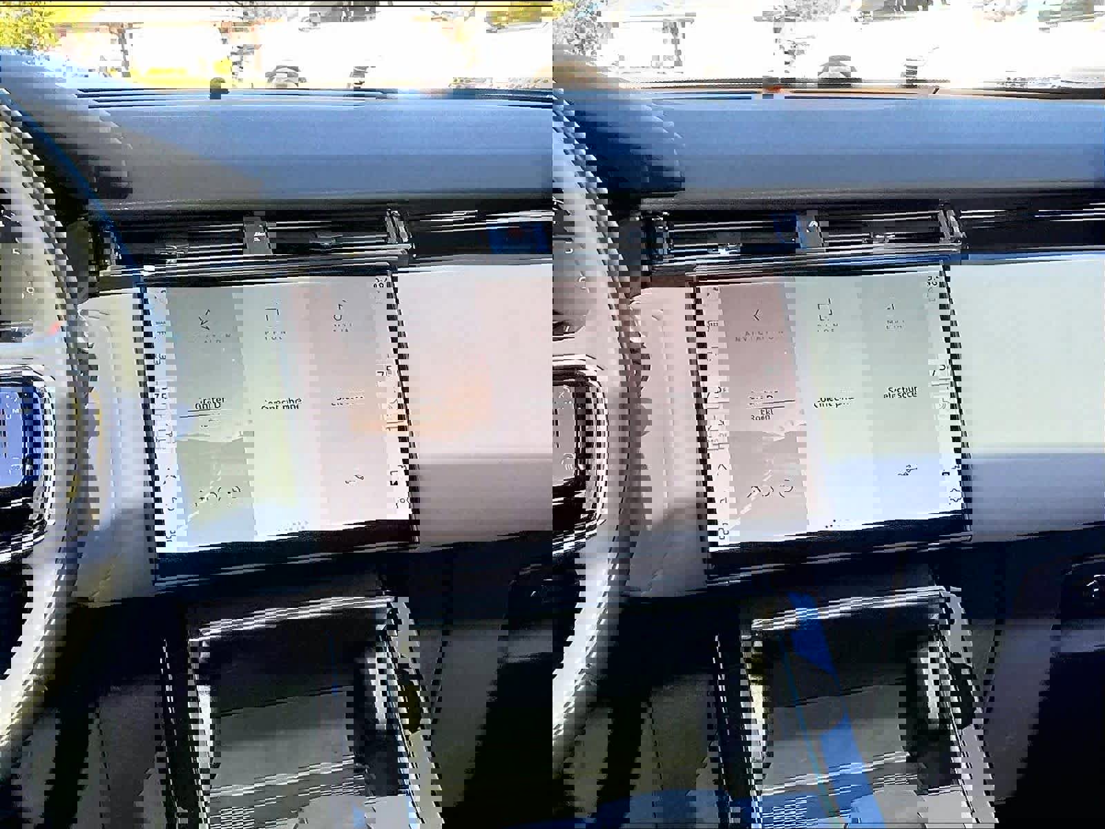 Used 2026 Land Rover Range Rover Velar S image 8