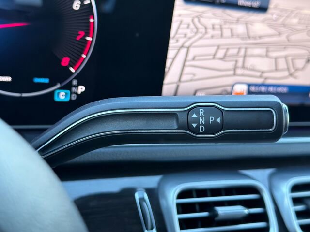 Certified 2024 Mercedes-Benz GLE 350 4MATIC w/ 3rd Row Seat Package image 28