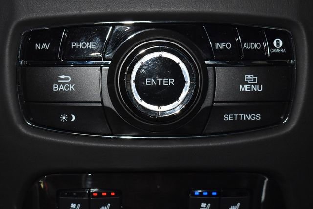 Used 2018 Acura RLX Sport Hybrid w/ Advance Pkg image 19