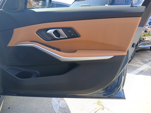 New 2026 BMW 330i Sedan w/ M Sport Package RWD image 13