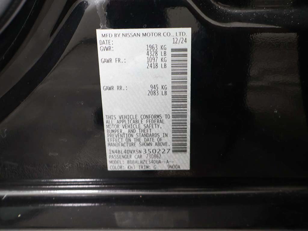 Used 2025 Nissan Altima 2.5 SV FWD image 42