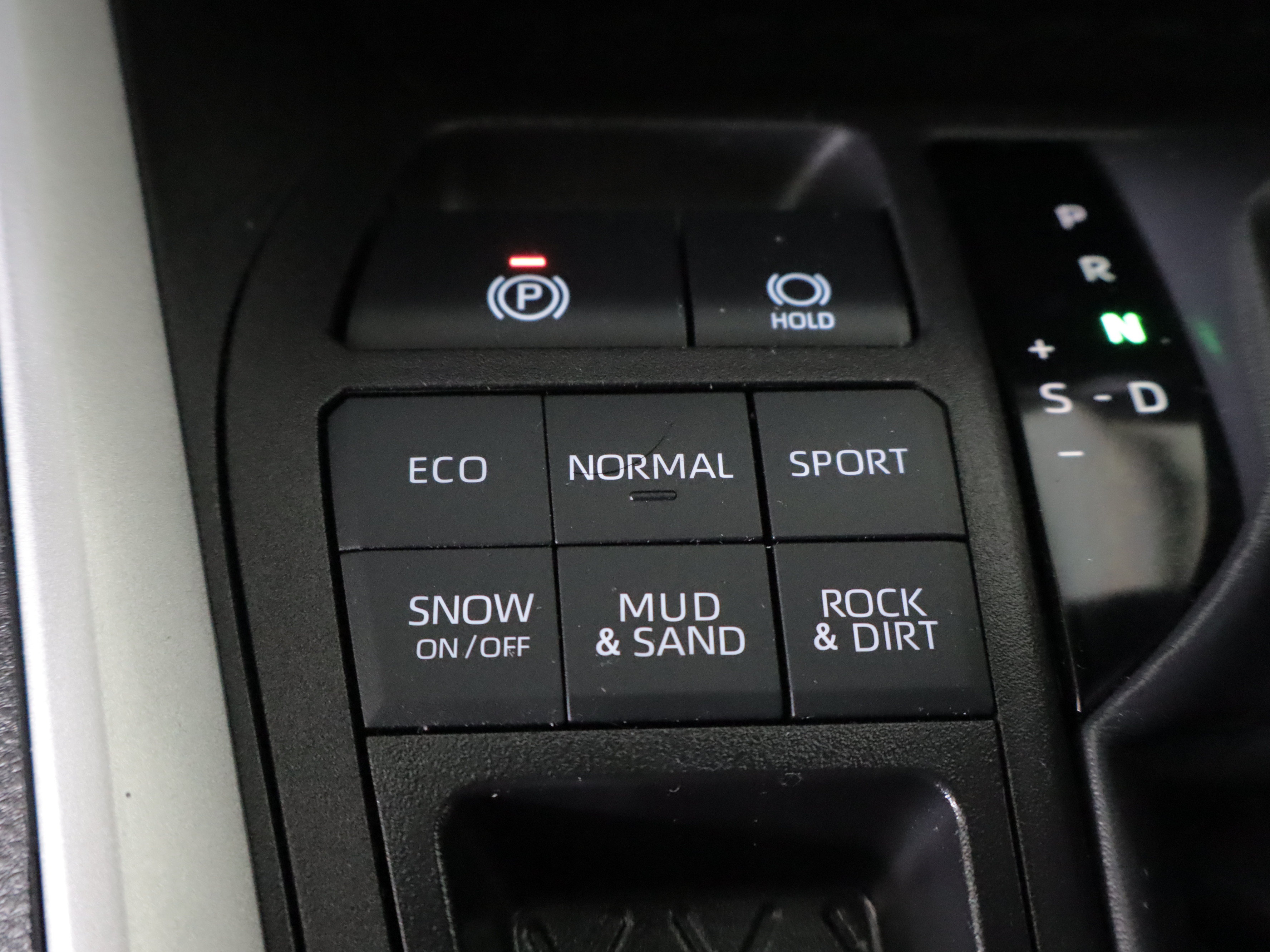 Used 2023 Toyota RAV4 XLE w/ Convenience Package AWD/4WD image 18