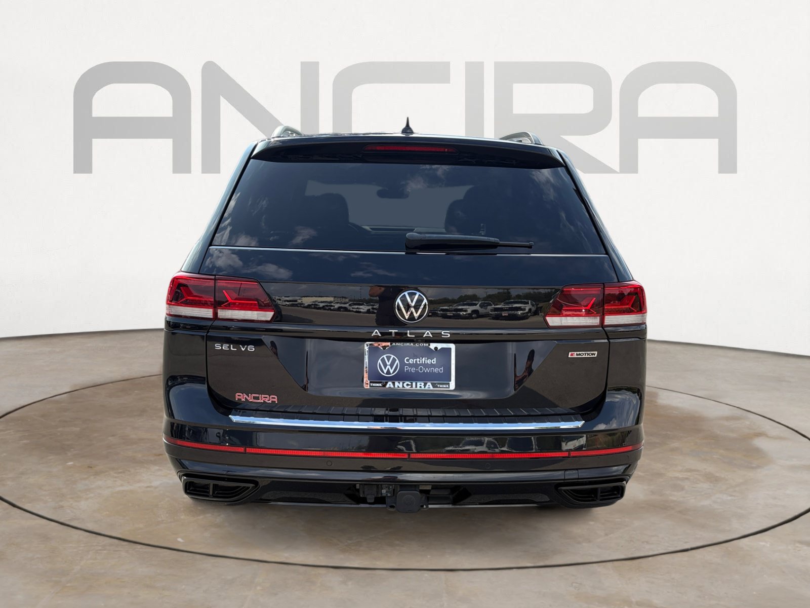 Certified 2022 Volkswagen Atlas SEL R-Line AWD/4WD image 9